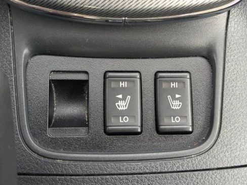 Used 2015 Nissan Sentra SR w/ Navigation Package FWD image 20