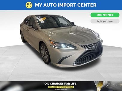 Used 2019 Lexus ES 350 350 Luxury w/ Accessory Package 2