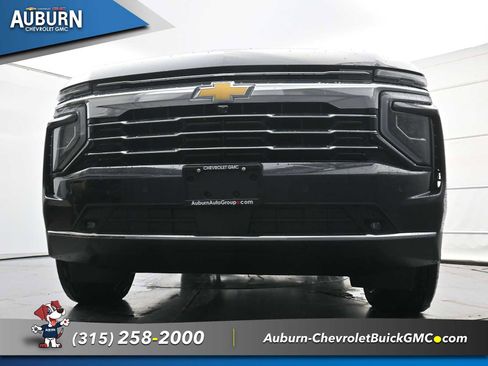 New 2026 Chevrolet Suburban LT w/ Comfort Package image 17