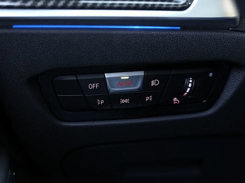 Used 2021 BMW 330i xDrive Sedan w/ Convenience Package image 47