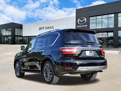 Used 2024 Nissan Armada Platinum w/ Captain's Chairs Package image 2