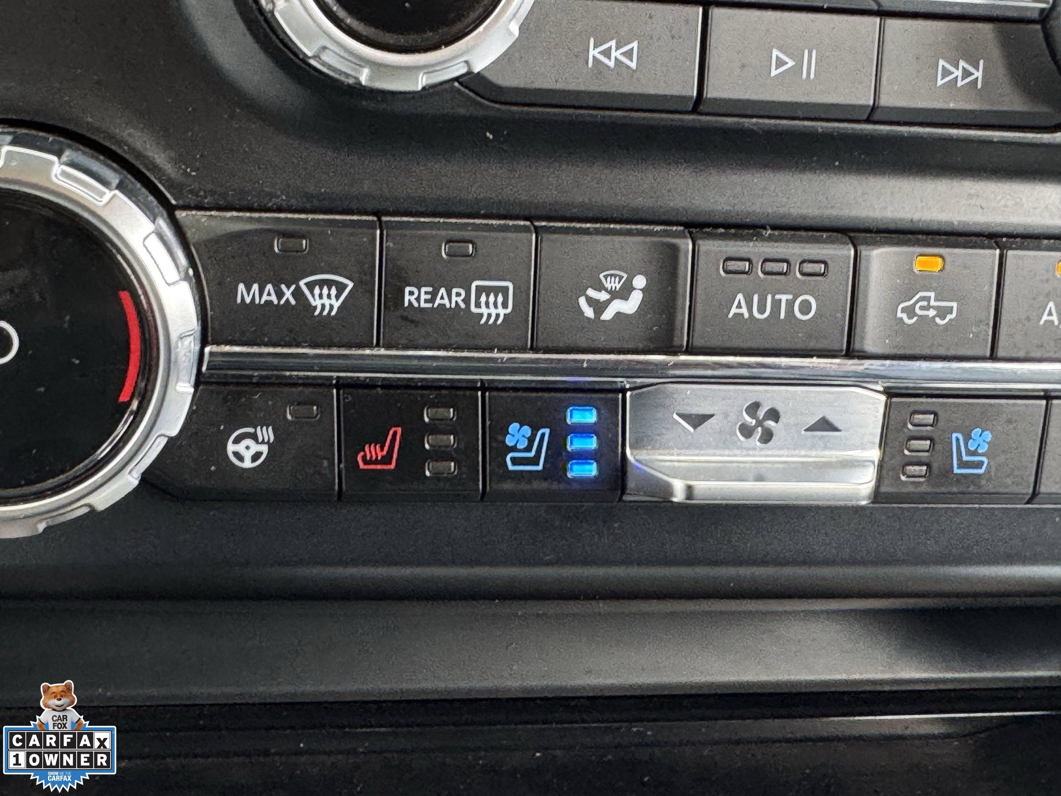 Used 2023 Ford F350 Lariat w/ Tow Technology Package AWD/4WD image 22