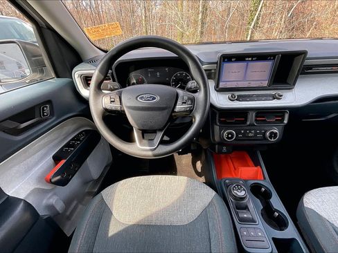 Used 2024 Ford Maverick XLT image 5