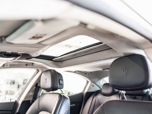 Used 2016 Maserati Ghibli S Q4 image 19