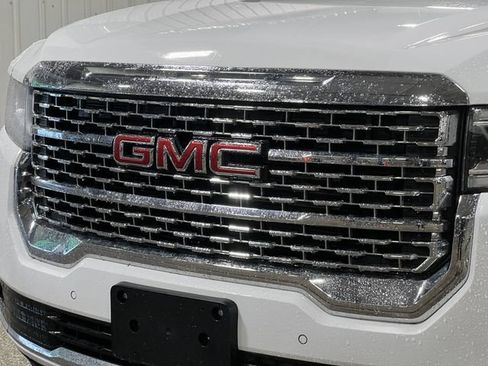 Used 2023 GMC Acadia Denali AWD/4WD image 41