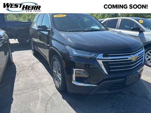 Used 2023 Chevrolet Traverse LT w/ LPO, Floor Liner Package AWD/4WD image 1