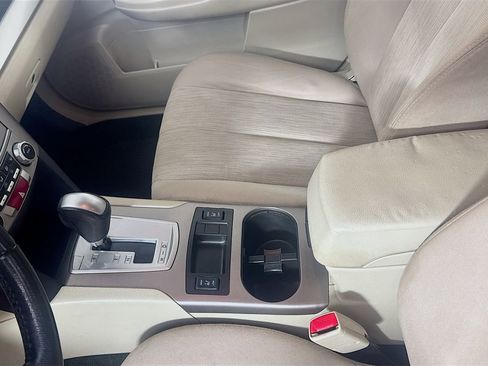 Used 2013 Subaru Outback 2.5i Premium image 14