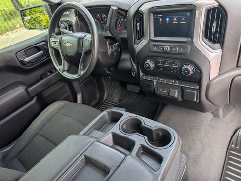 Used 2023 Chevrolet Silverado 1500 Custom AWD/4WD image 8