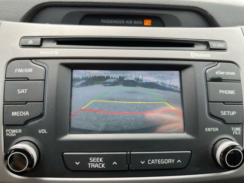Used 2015 Kia Sportage LX FWD image 16