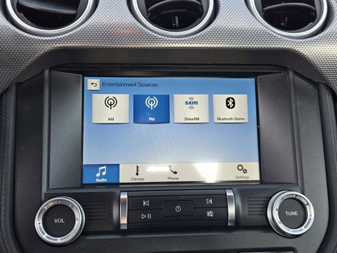 Used 2019 Ford Mustang Coupe w/ Equipment Group 101A image 9