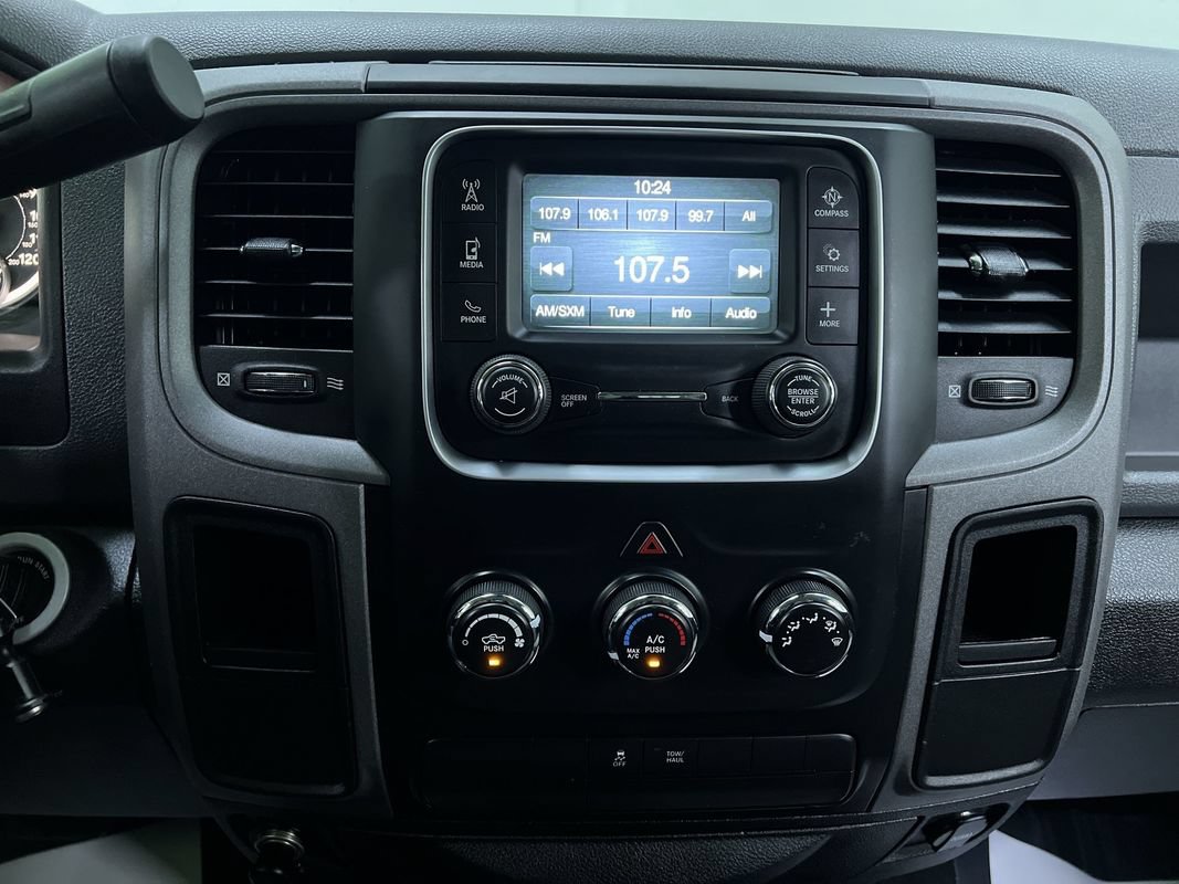 Used 2014 RAM 1500 Express RWD image 19