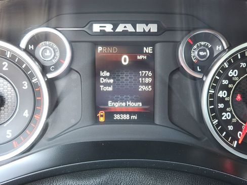 Certified 2024 RAM 2500 Big Horn image 32