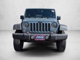 Used 2015 Jeep Wrangler Unlimited Rubicon video 2