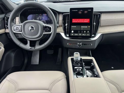 New 2026 Volvo XC90 B5 Plus image 29
