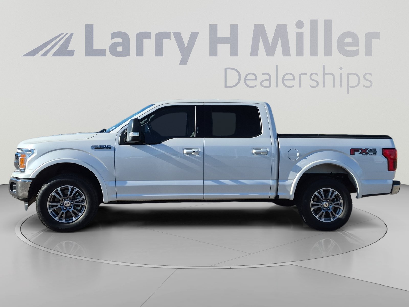 Used 2019 Ford F150 Lariat w/ Equipment Group 501A Mid AWD/4WD image 2