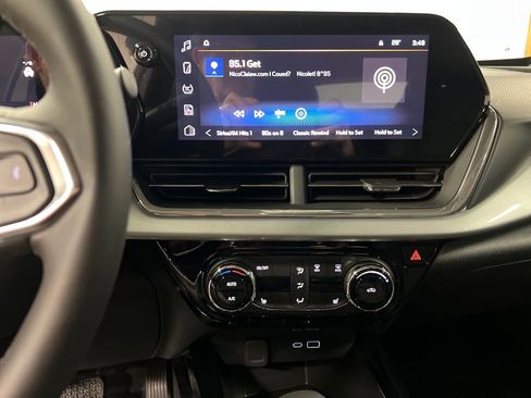 New 2026 Chevrolet Trax LT w/ Driver Confidence Package image 21