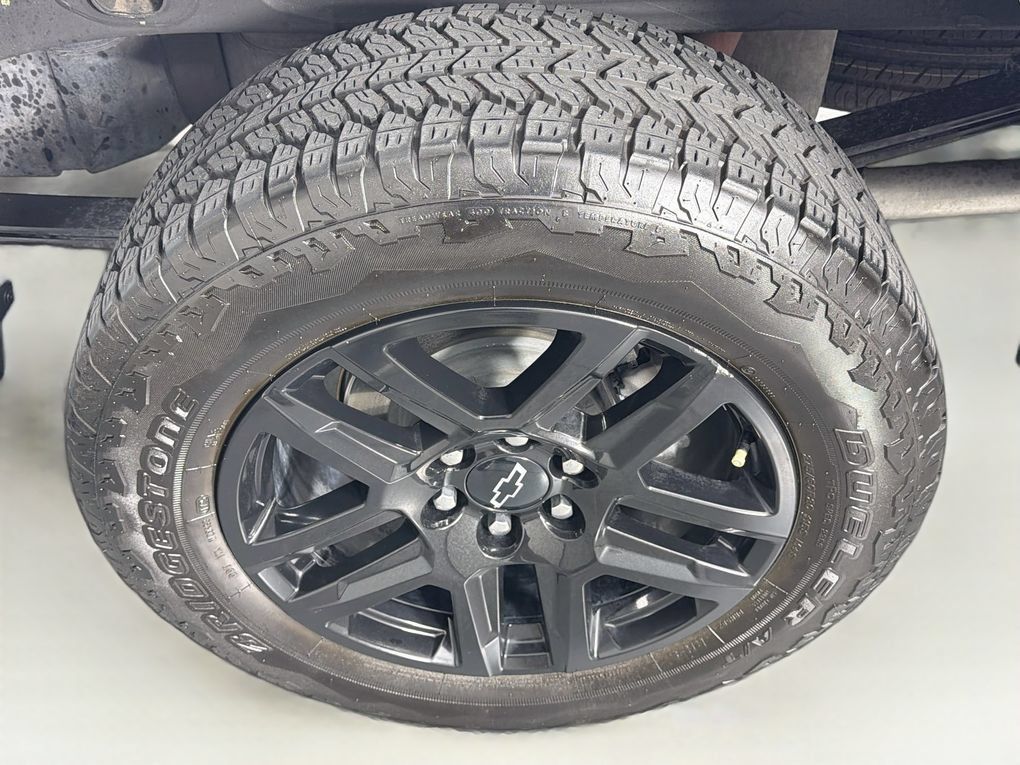 Used 2025 Chevrolet Silverado 1500 LT Trail Boss AWD/4WD image 34