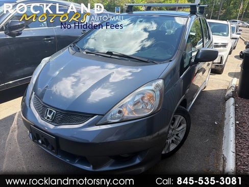 Used 2011 Honda Fit Sport image 1
