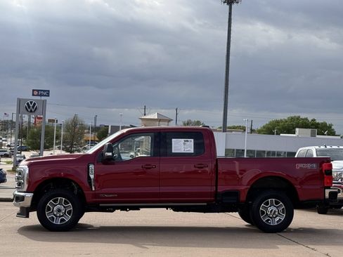 Used 2025 Ford F250 Lariat w/ Lariat Ultimate Package AWD/4WD image 8