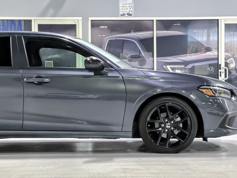 Used 2024 Honda Civic Sport image 33