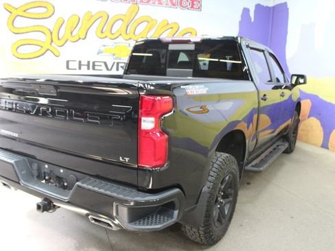 Used 2020 Chevrolet Silverado 1500 LT Trail Boss AWD/4WD image 8