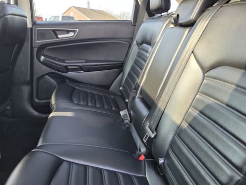 Used 2023 Ford Edge SEL w/ Convenience Package AWD/4WD image 12