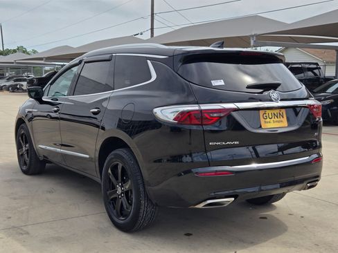 Certified 2024 Buick Enclave Essence w/ Sport Touring Edition FWD image 5