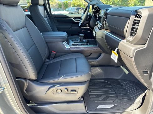 Used 2026 GMC Sierra 1500 SLT w/ SLT Premium Plus Package AWD/4WD image 15