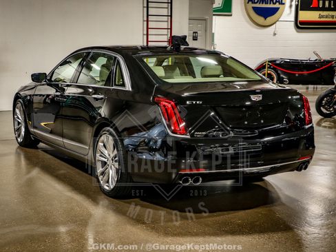 Used 2018 Cadillac CT6 Platinum AWD/4WD image 7