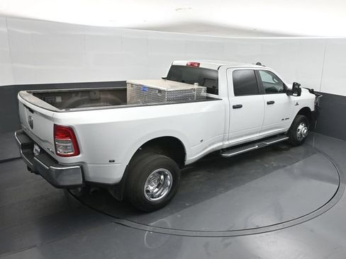 Used 2024 RAM 3500 Big Horn AWD/4WD image 38