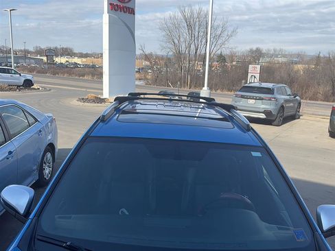 Used 2016 Toyota RAV4 SE image 19