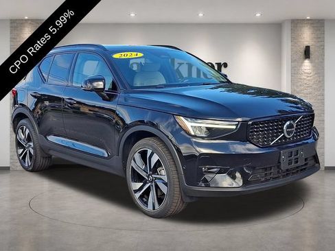 Certified 2024 Volvo XC40 B5 Plus w/ Protection Package Premier AWD/4WD image 1