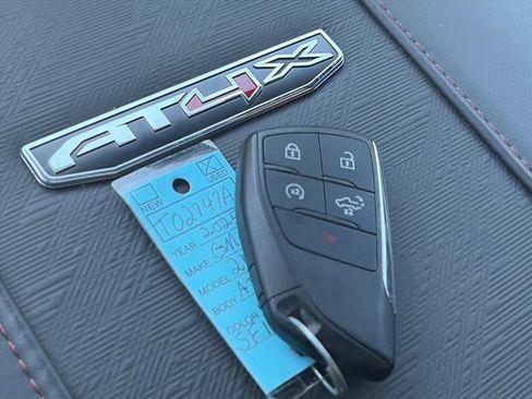 Used 2025 GMC Sierra 2500 AT4X w/ AT4X AEV Edition AWD/4WD image 20