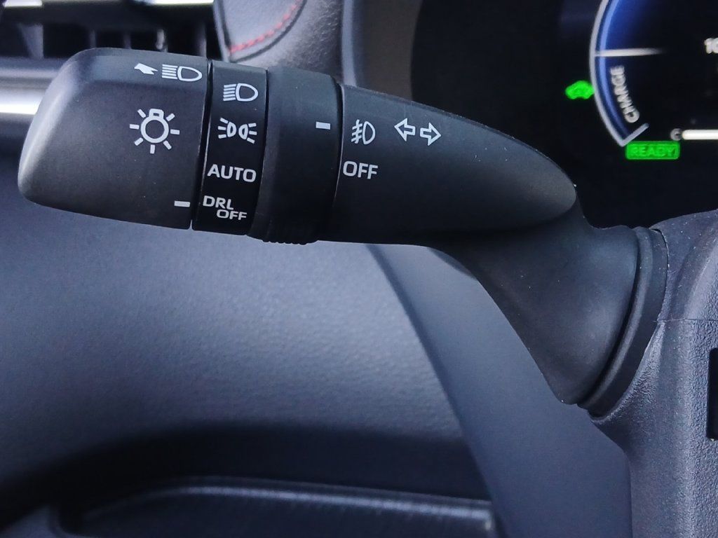 Used 2025 Toyota Sienna XSE w/ XSE Premium Package AWD/4WD image 12