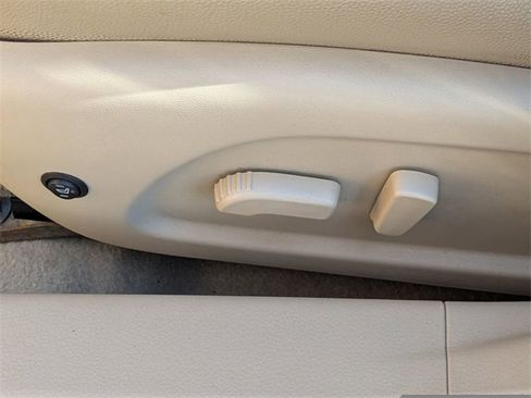 Used 2014 Nissan Altima 2.5 S image 9