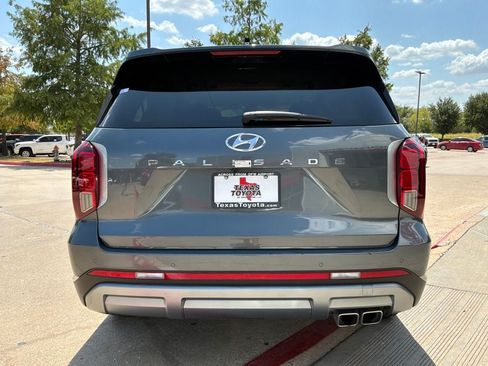 Used 2025 Hyundai Palisade SEL FWD image 7