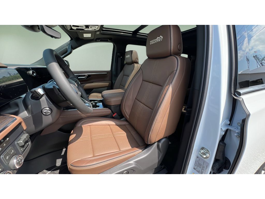 New 2026 Chevrolet Tahoe High Country w/ Sun And Tow Package AWD/4WD image 24