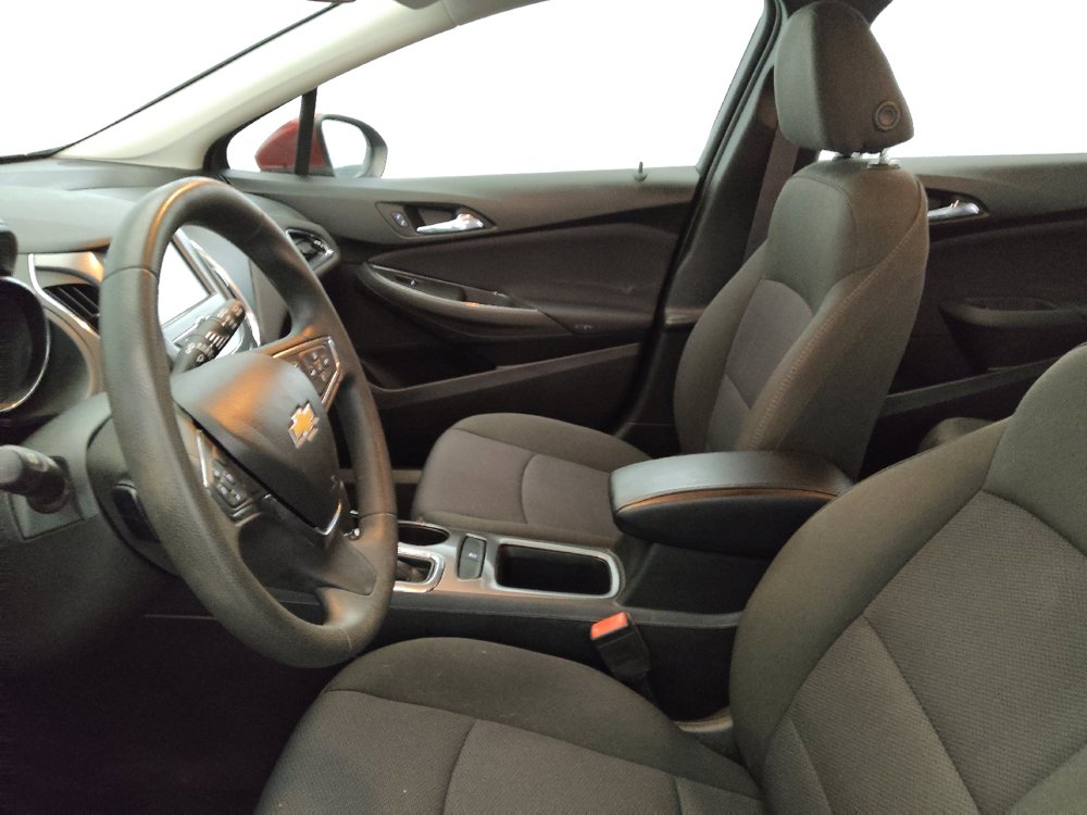 Used 2017 Chevrolet Cruze LT w/ Convenience Package FWD image 17