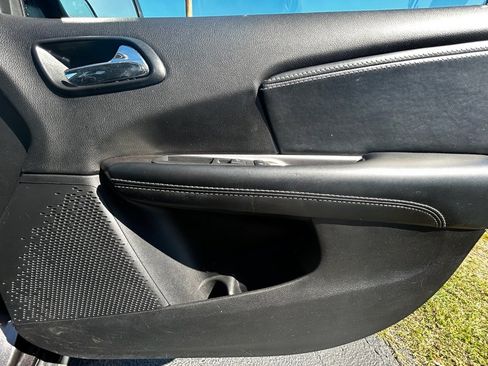 Used 2020 Dodge Journey Crossroad image 19