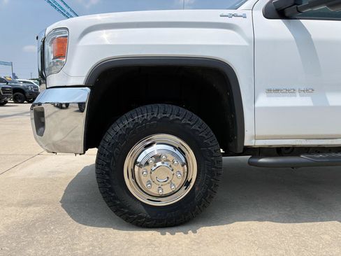 Used 2019 GMC Sierra 3500 4x4 Crew Cab w/ Sierra Convenience Package image 6