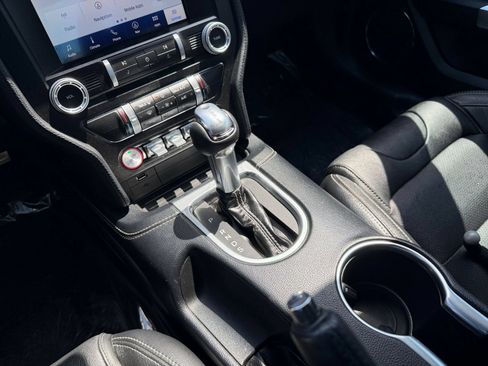 Used 2022 Ford Mustang GT Premium w/ GT Performance Package RWD image 41