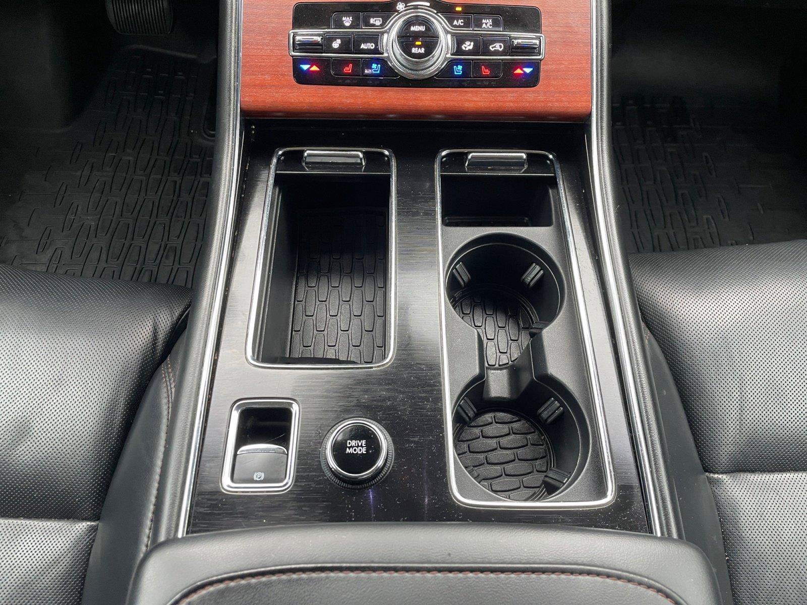 Used 2022 Lincoln Aviator Reserve w/ Equipment Group 201A AWD/4WD image 21