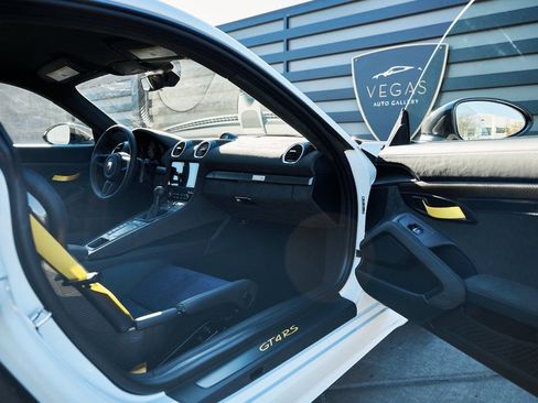 Used 2025 Porsche 718 Cayman GT4 RS w/ Weissach Package image 24