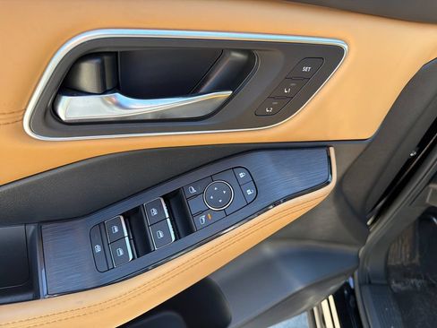Used 2023 Nissan Rogue Platinum w/ Platinum Premium Package FWD image 20