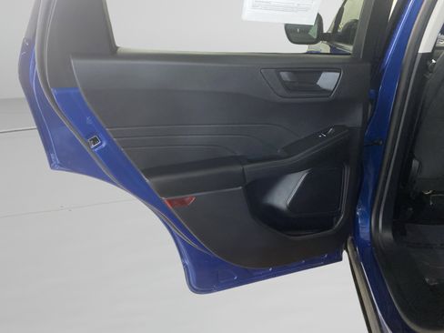 Used 2022 Ford Escape SE w/ Convenience Package image 10