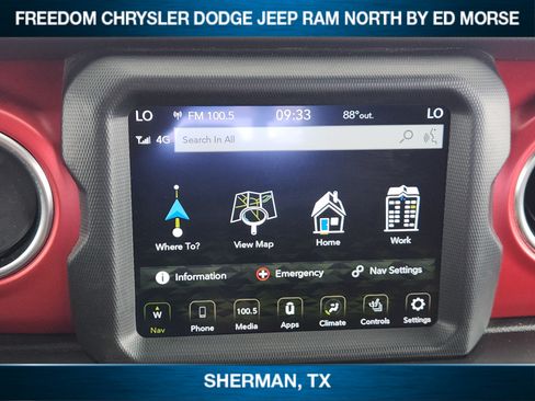 Used 2023 Jeep Gladiator Rubicon w/ Cold Weather Group AWD/4WD image 11