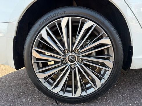 Used 2024 Nissan Altima 2.5 SL image 25