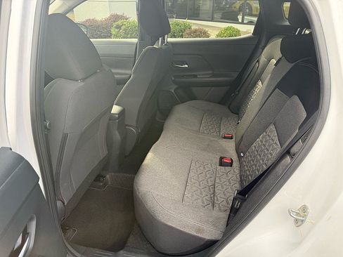 Used 2025 Nissan Kicks SV FWD image 11