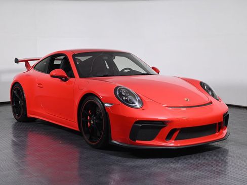 Certified 2018 Porsche 911 GT3 RWD image 9
