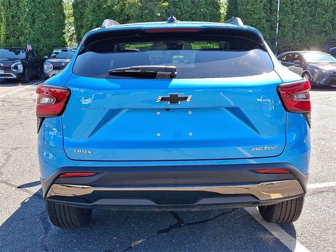 Used 2025 Chevrolet Trax ACTIV w/ Driver Confidence Package image 5